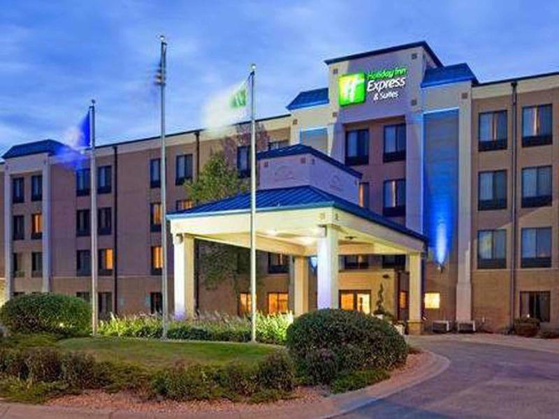 Holiday Inn Express Hotel & Suites Minneapolis - Minnetonka By Ihg Exterior photo